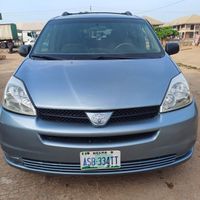 neatly used sienna 3mz engine. nothing to fix 